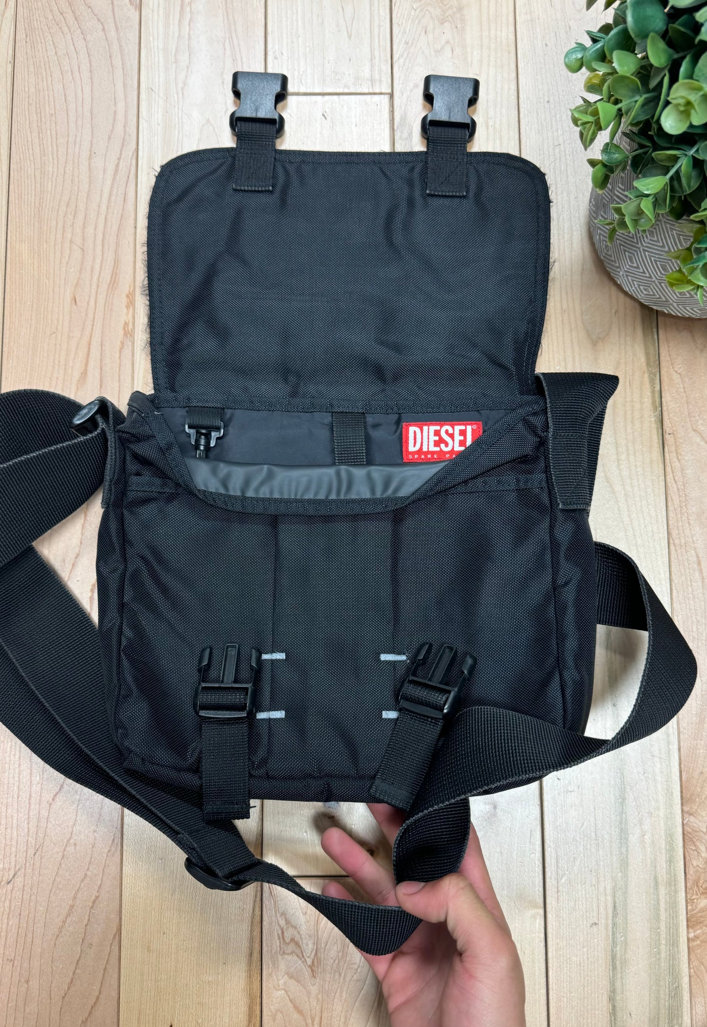 2000s Diesel ‘Small Parts’ Black Crossbody Sling Bag