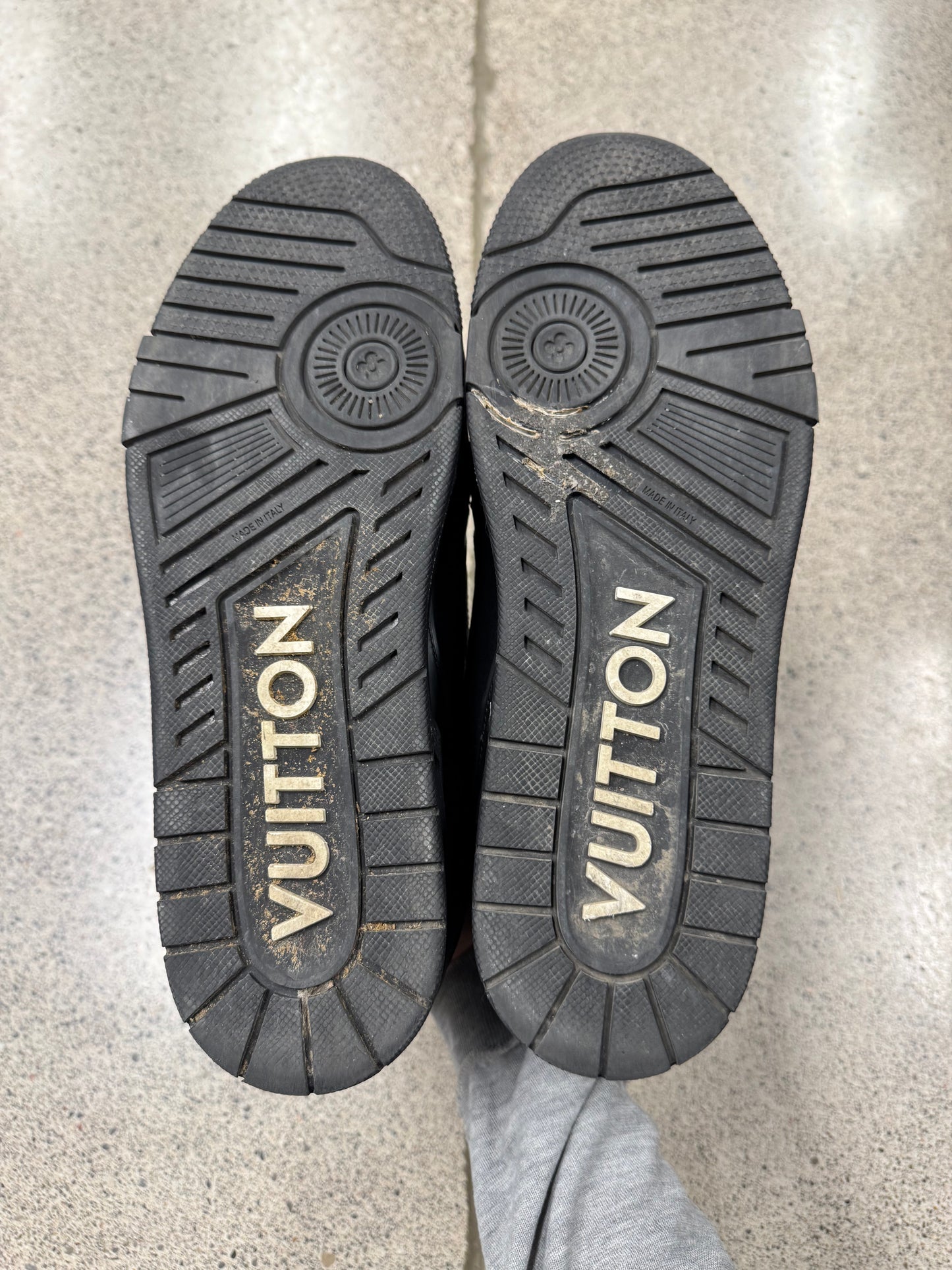 Louis Vuitton ‘Embossed Monogram’ Leather LV Trainers