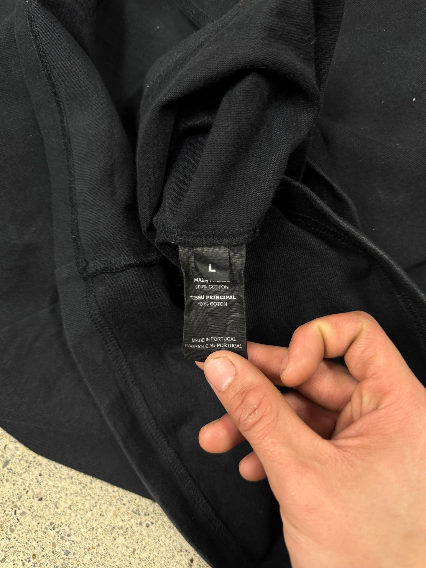 AW2017 Vetements ‘Total Fucking Darkness’ Elongated Hoodie