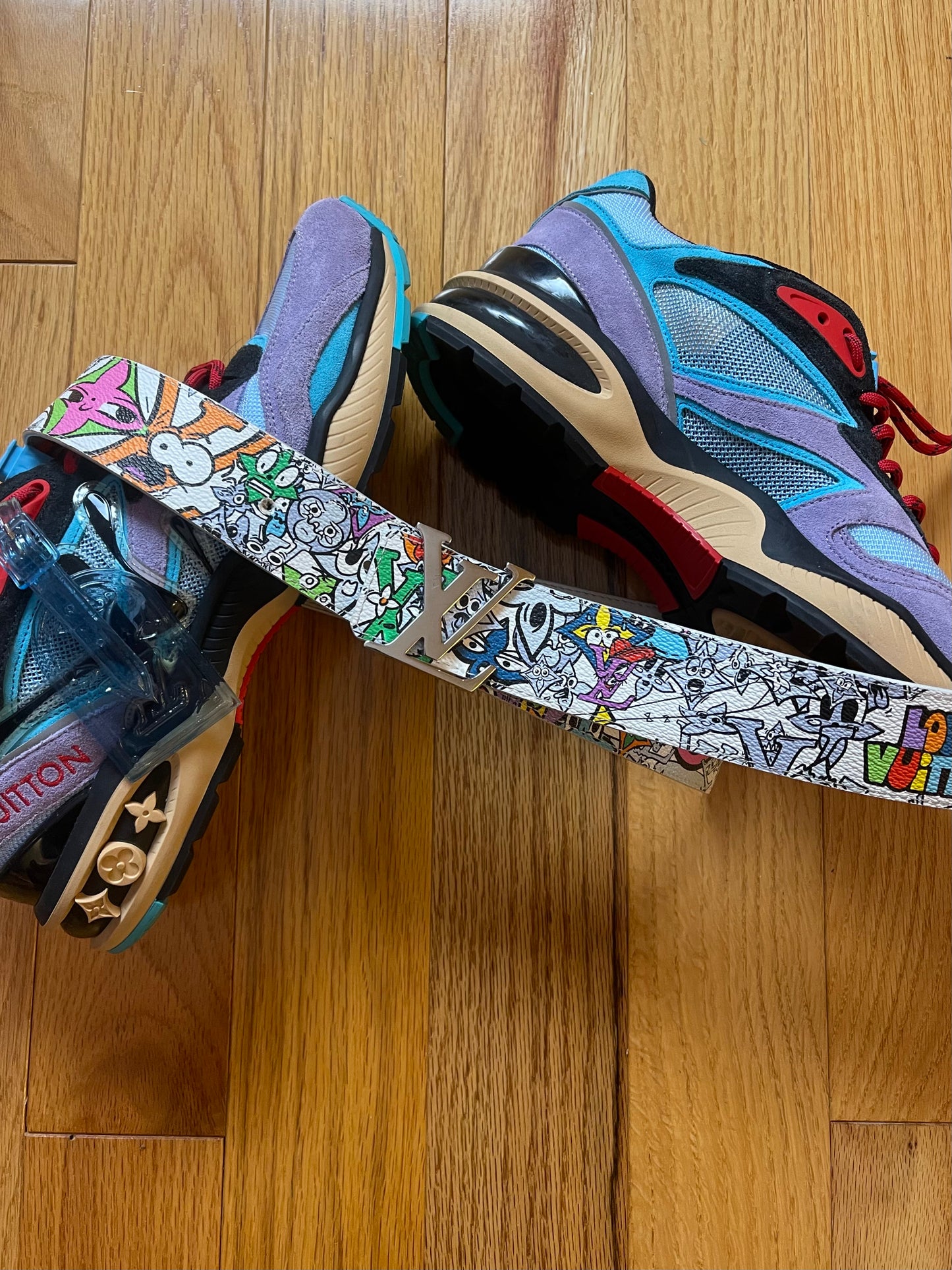 SS2023 Louis Vuitton ‘Caricature Cartoon’ Graffiti Logo Belt