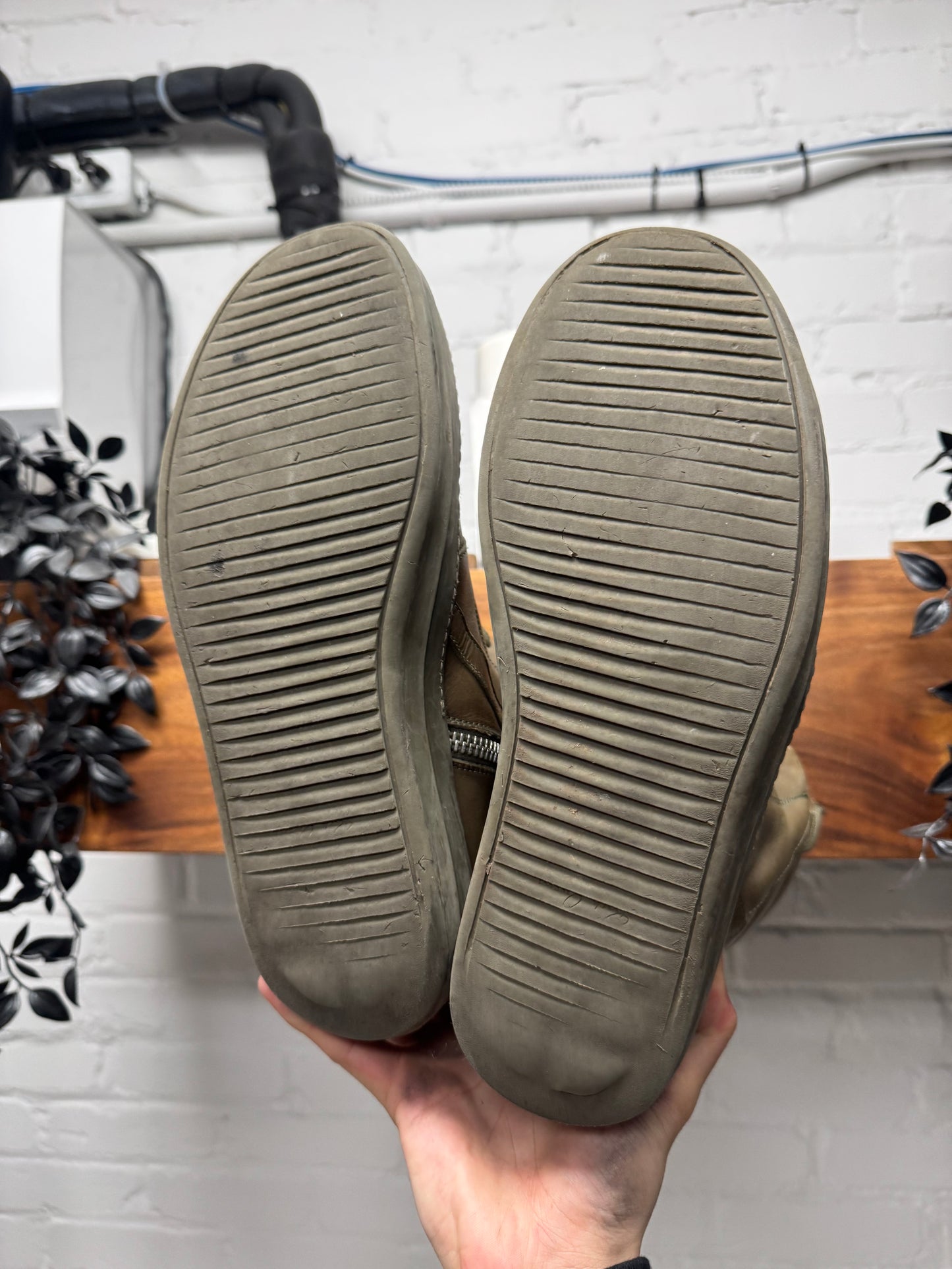 SS2016 Rick Owens ‘Cyclops’ Murky Brown Leather Geobaskets