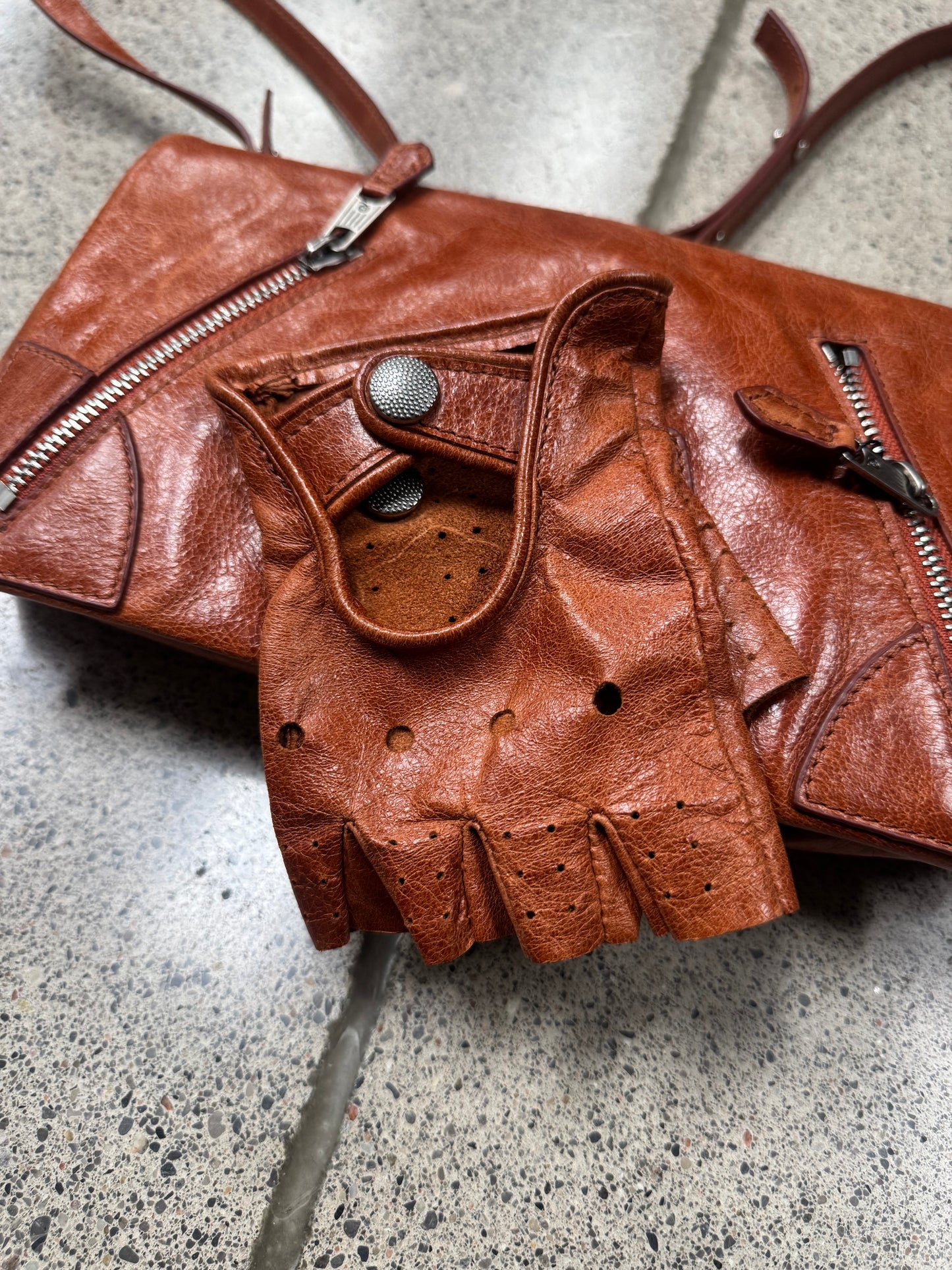 Alexander McQueen ‘Faithful’ Leather Glove Clutch/Crossbody Bag