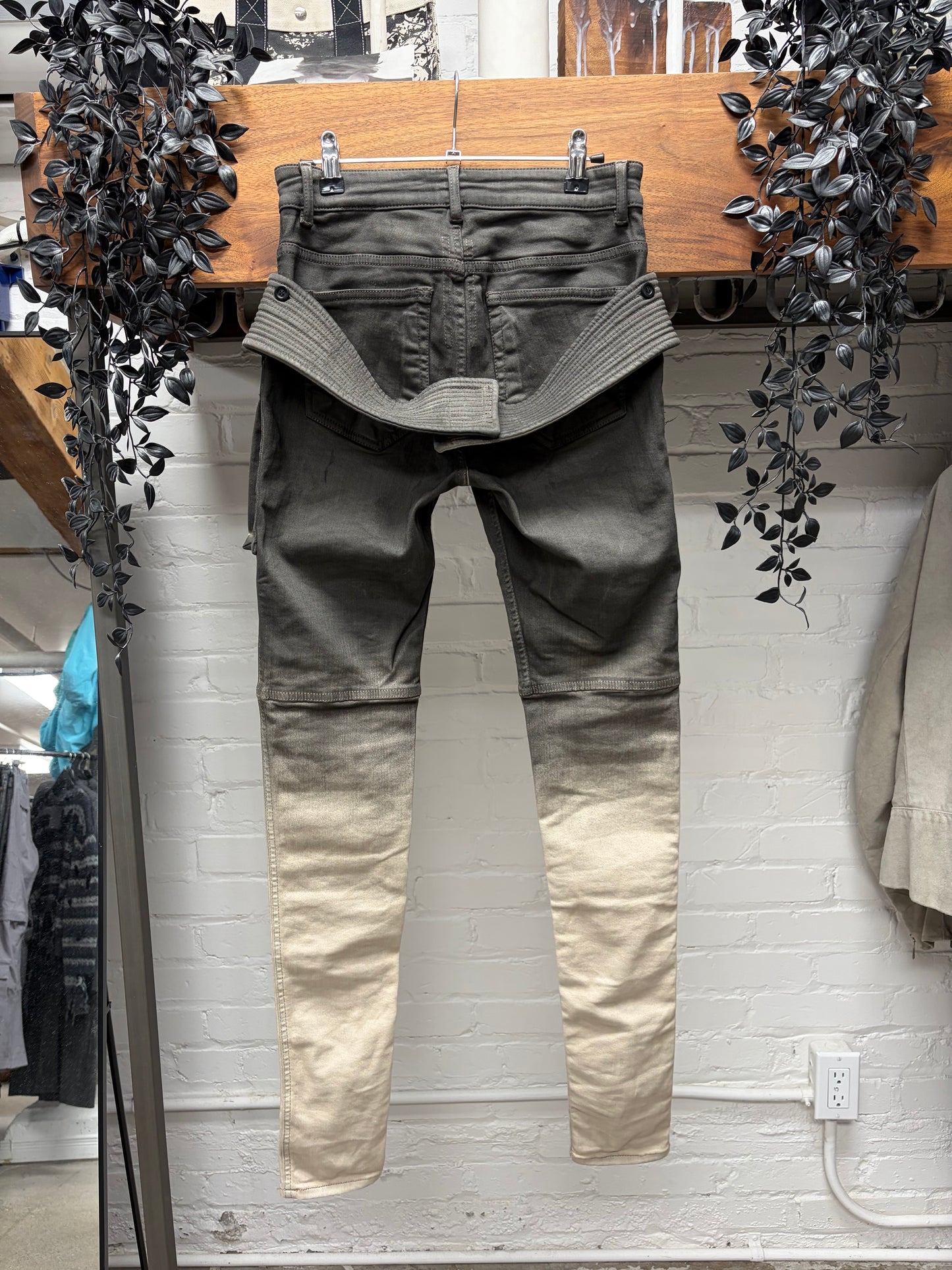 AW2023 Rick Owens ‘Luxor’ Creatch Dust/Pearl Degrade Skinny Jeans