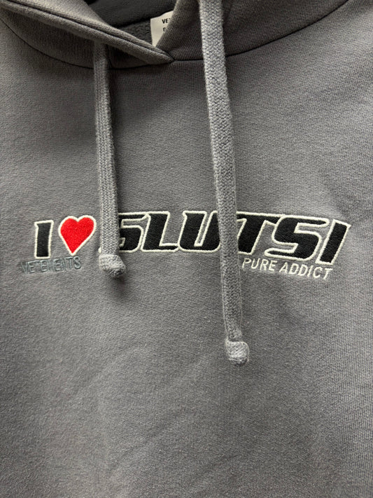 AW2019 Vetements ‘I ❤️ Sluts’ Grey Embroidered Logo Pullover Hoodie