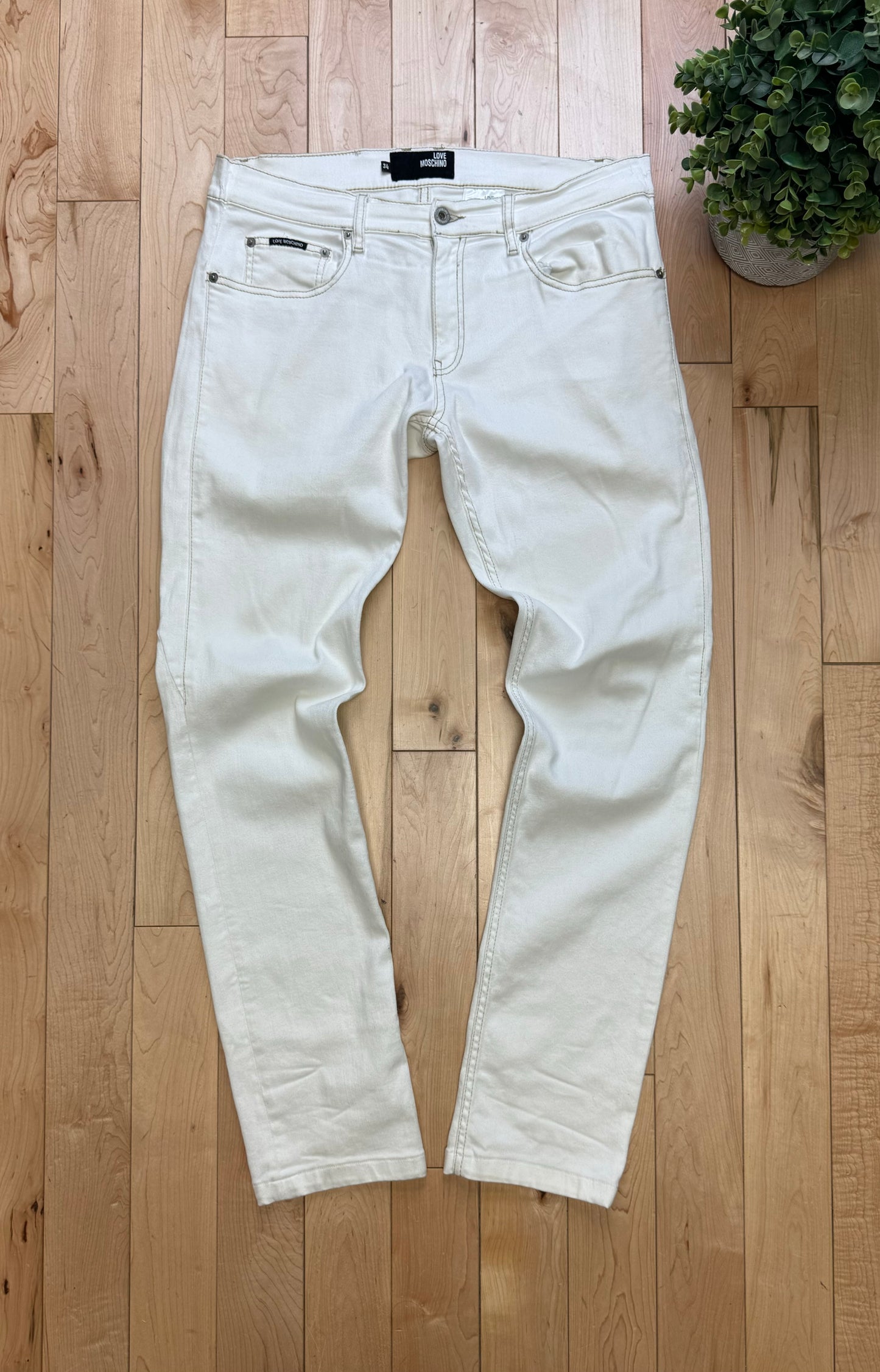 Moschino White Slim/Skinny Cut Denim