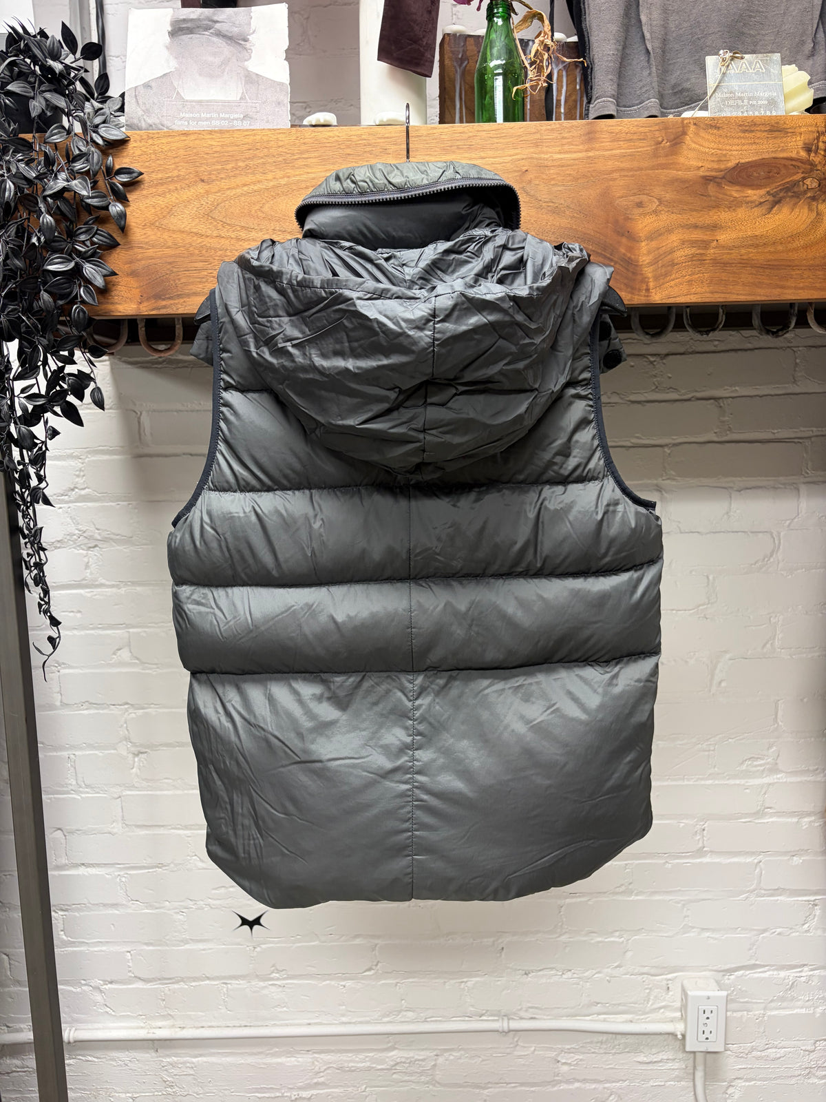 AW2009 Undercover ‘Earmuff Maniac’ Grey Down Filled Puffer Vest with Stow Hood