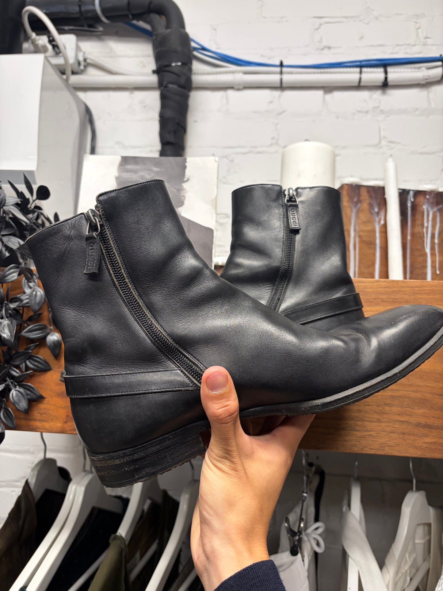 2000s Gucci  ‘Horsebit’ Strap-Back Leather Pointed Toe Ankle Boots