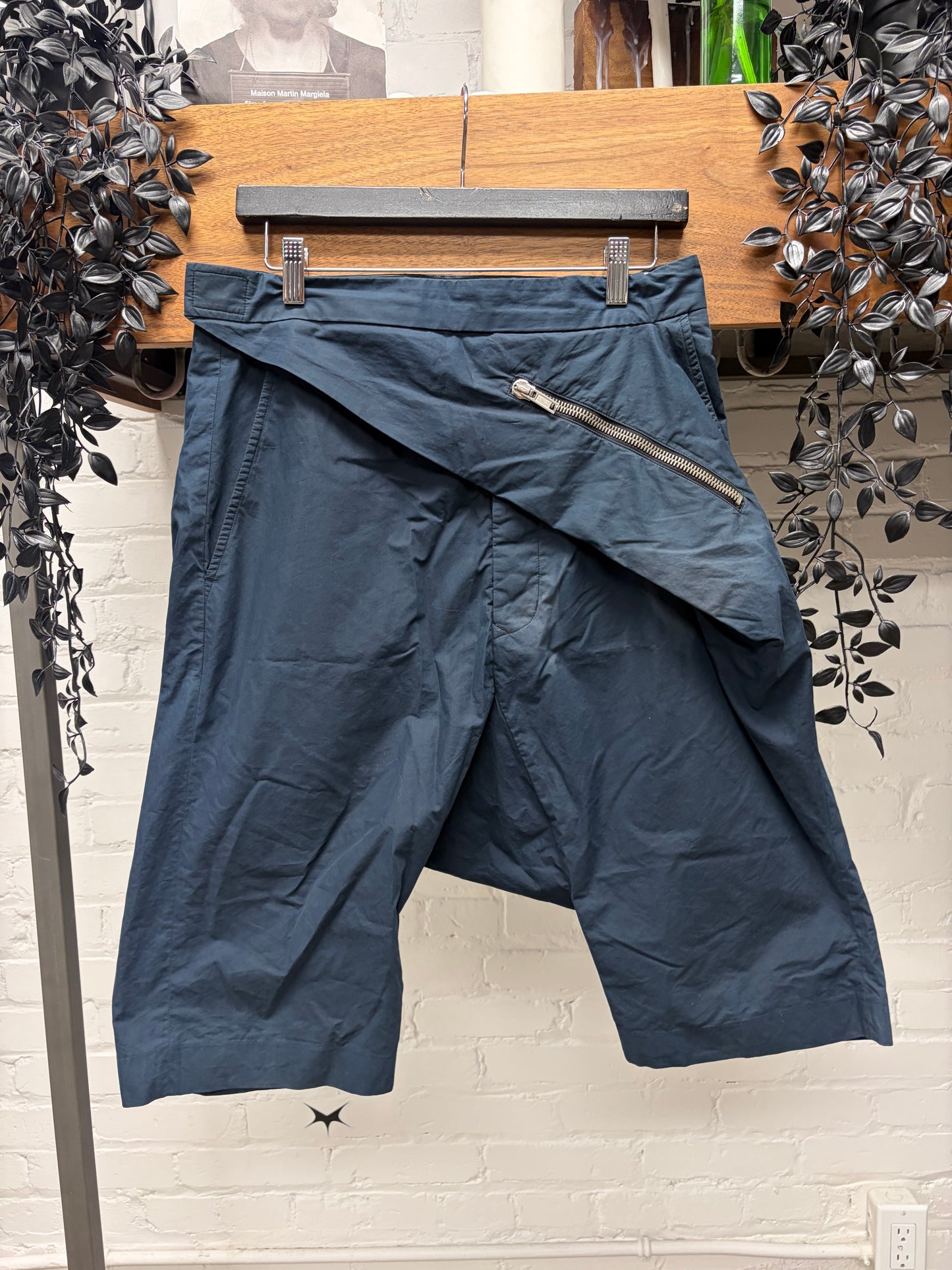 SS2010 Rick Owens Release ‘Memphis’ Lightweight Drop Crotch ‘Pod’ Shorts
