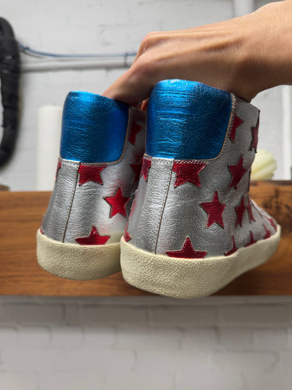 Saint Laurent SL/01 ‘Star Patch’ Leather High Top Sneakers