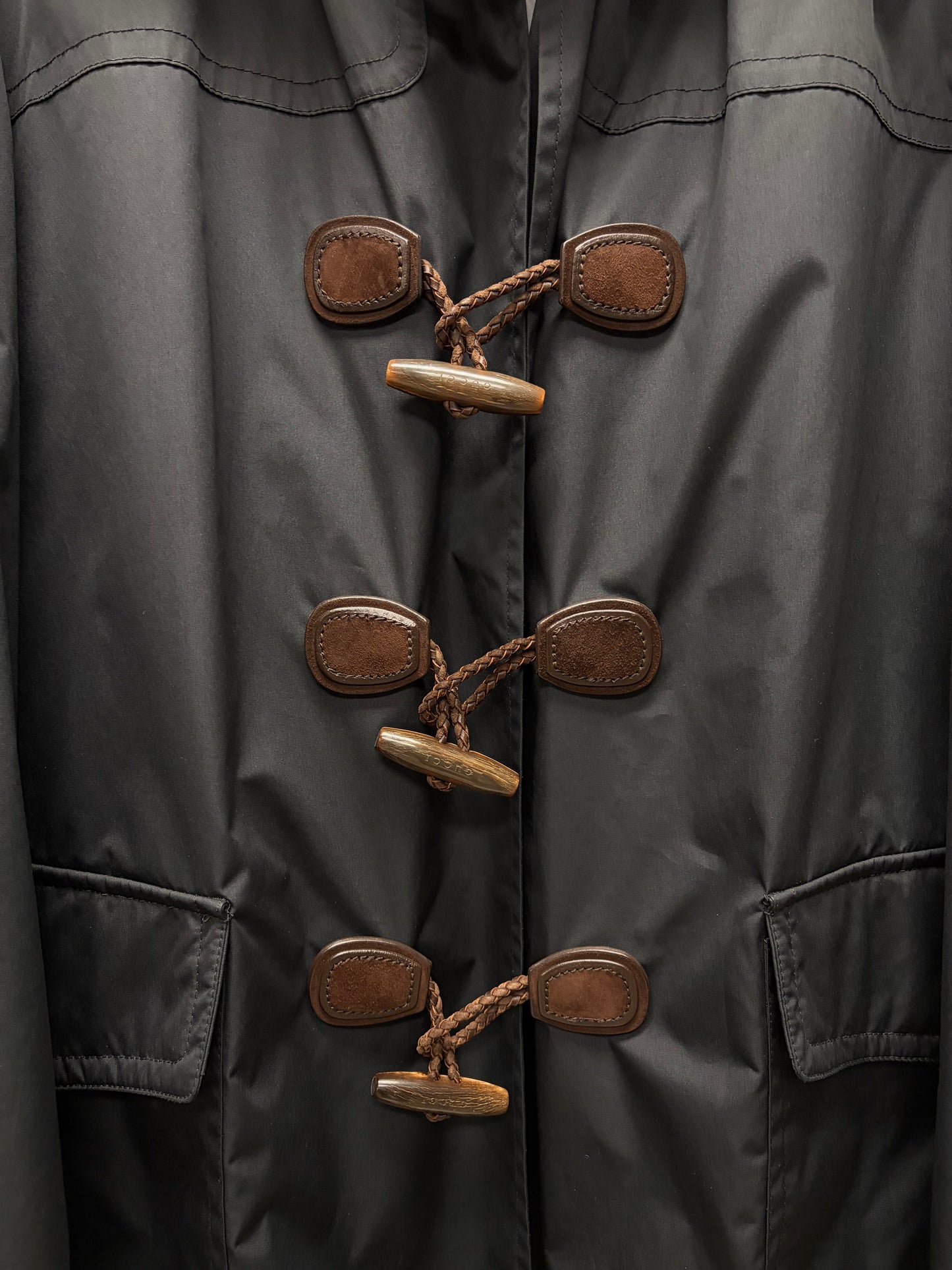 Vintage Gucci Flat Black Toggle Closure Shell Duffle Coat