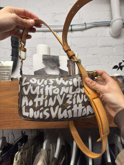 SS2001 Louis Vuitton x Steven Sprouse Graffiti ‘Pochette’ Bag