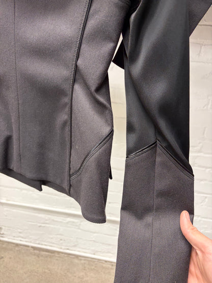 AW2003 Gucci by Tom Ford ‘Runway Look #11’ Asymmetric Collar Jacket