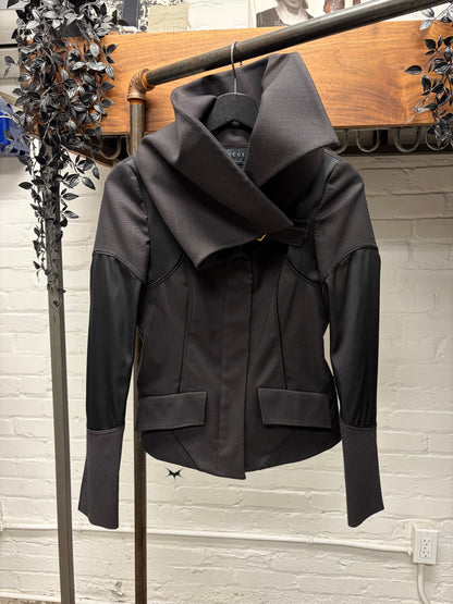 AW2003 Gucci by Tom Ford ‘Runway Look #11’ Asymmetric Collar Jacket