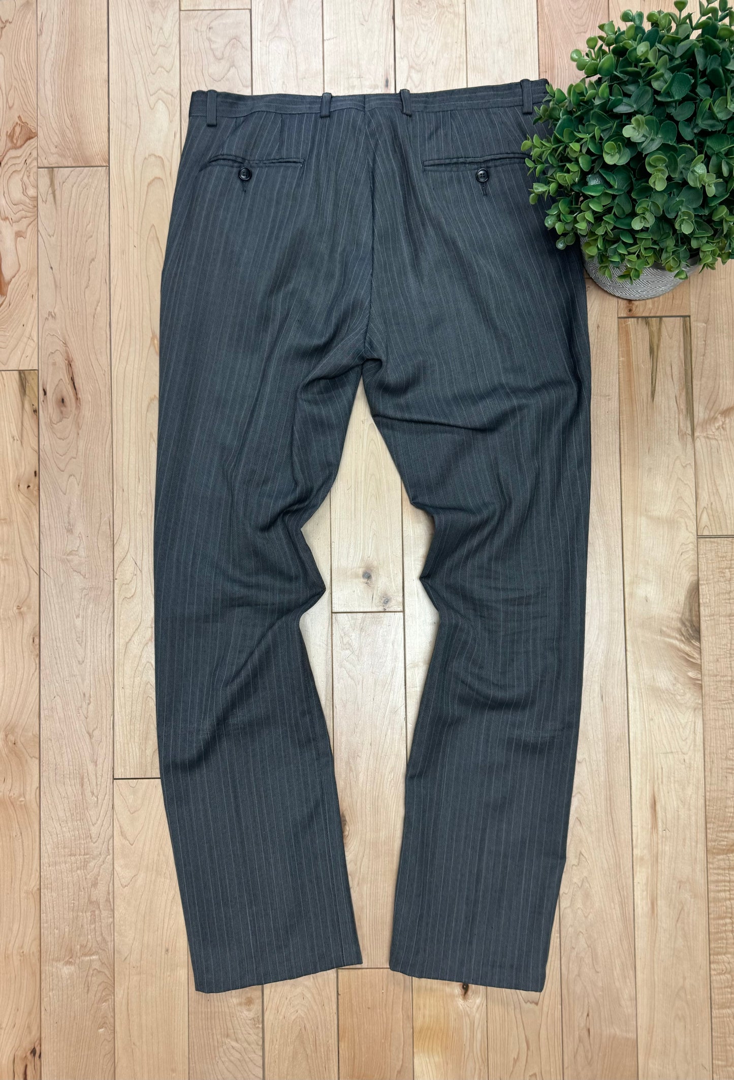 Vintage Gucci Grey Pinstripe Slim/Skinny Trousers