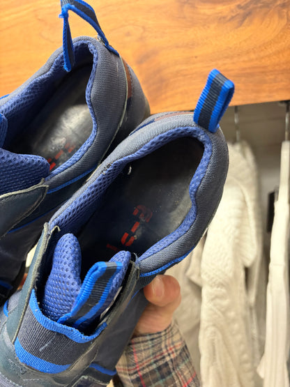 Vintage Miu Miu Men’s Blue Sporty Low Top Sneakers