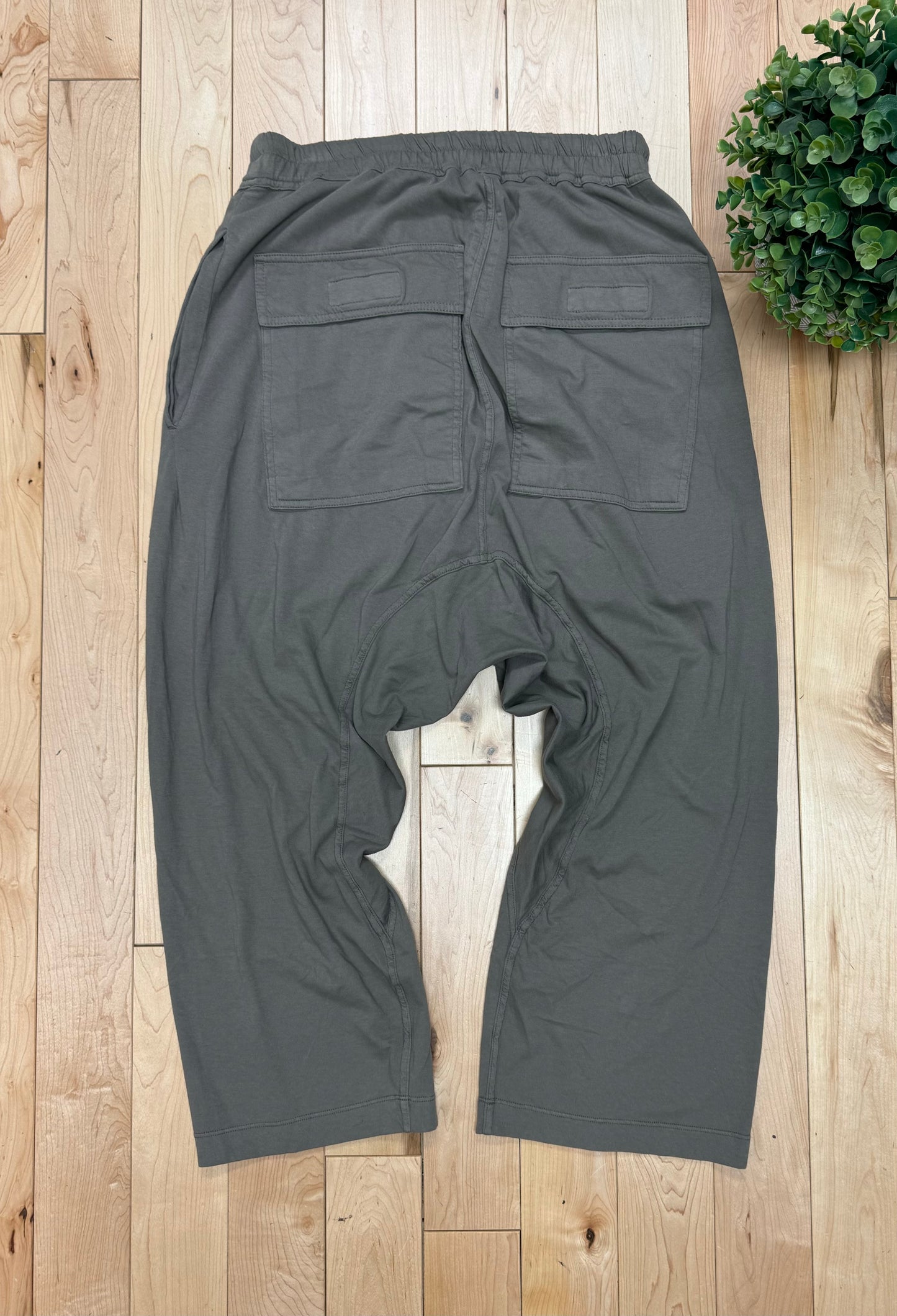 Rick Owens ‘Dust’ Brown Cargo Drawstring 3/4 Length Shorts