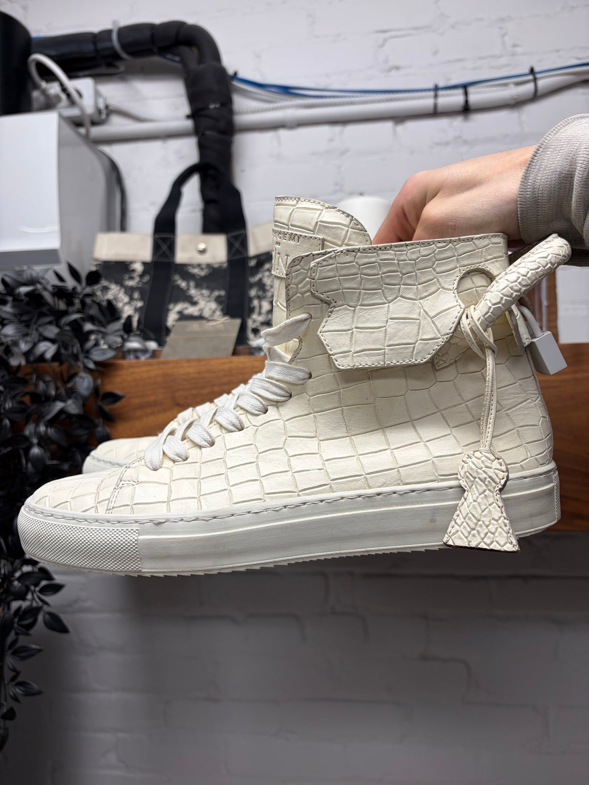 Buscemi x En Noir Croc Embossed Cream White Leather High Top Sneakers ...
