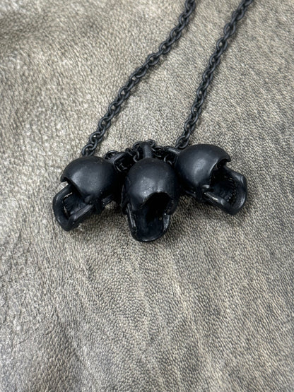 SS2006 Number (N)ine ‘Welcome to the Shadows’ Triple Skull Necklace
