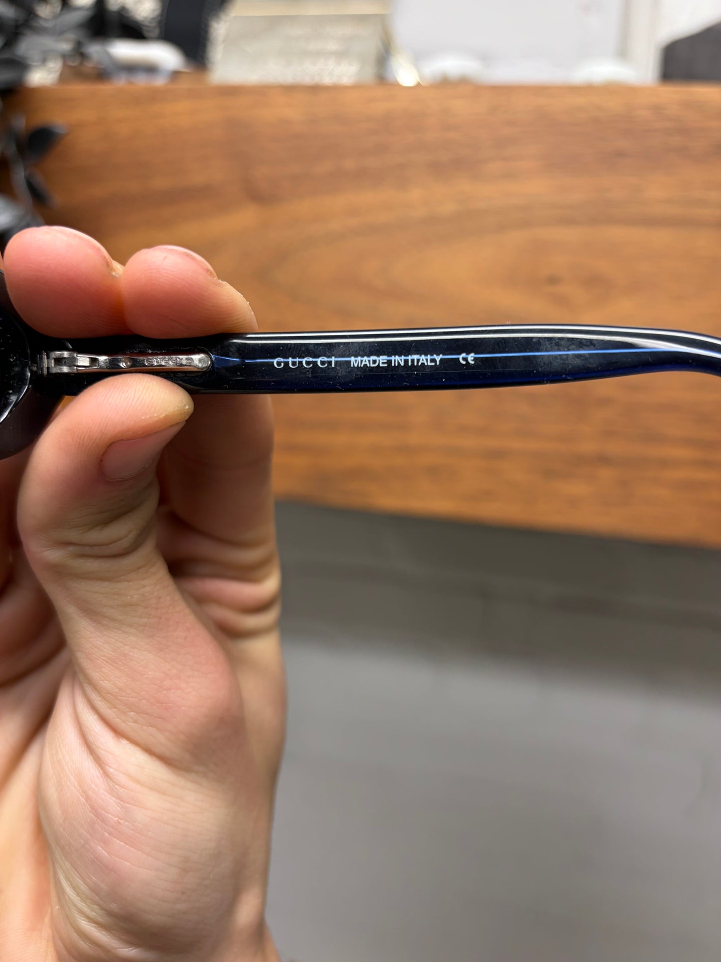 90s Gucci ‘Moda’ Deep Blue Oval Sunglasses