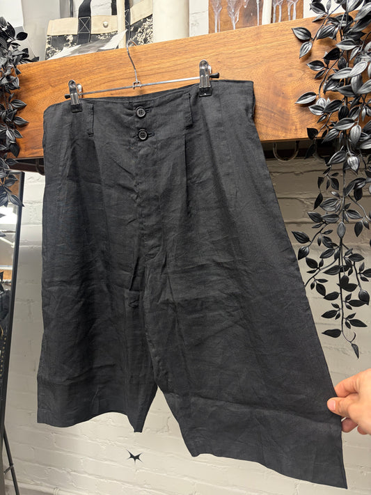 Yohji Yamamoto ‘Y’s’ Over Knee Length Lightweight Black Cotton/Linen Shorts