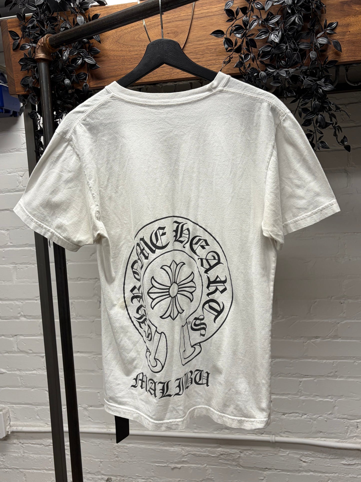 Chrome Hearts ‘Malibu’ Store Exclusive White Horseshoe Logo T-Shirt
