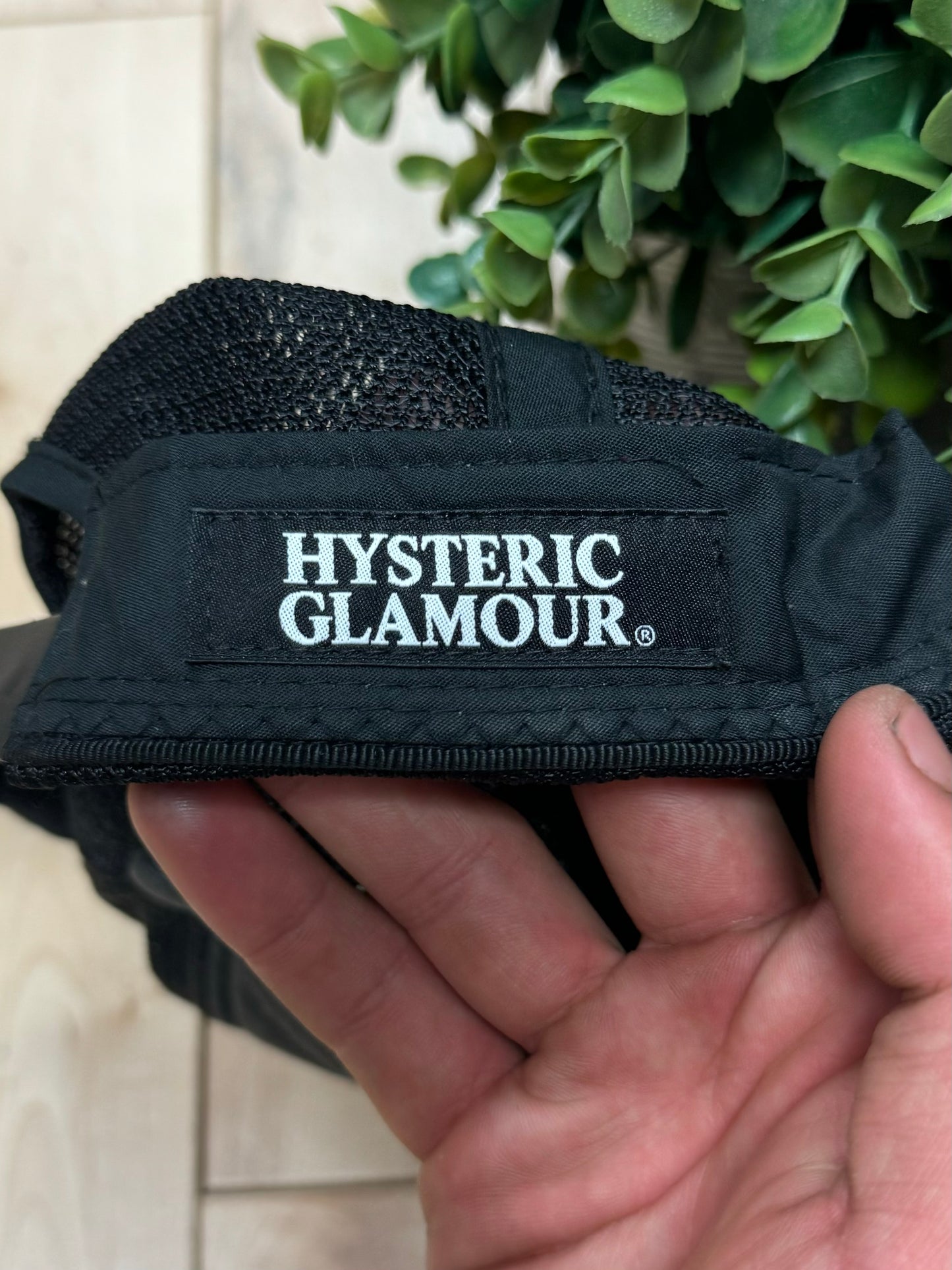 2000s Hysteric Glamour ‘Script Logo’ Mesh Trucker Hat