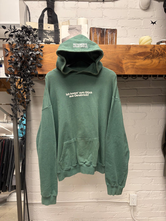 AW2018 Vetements ‘Tourist’ Green Slogan Pullover Hoodie