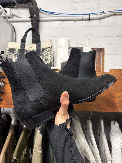 Saint Laurent ‘Wyatt’ Black Suede Chelsea Boots