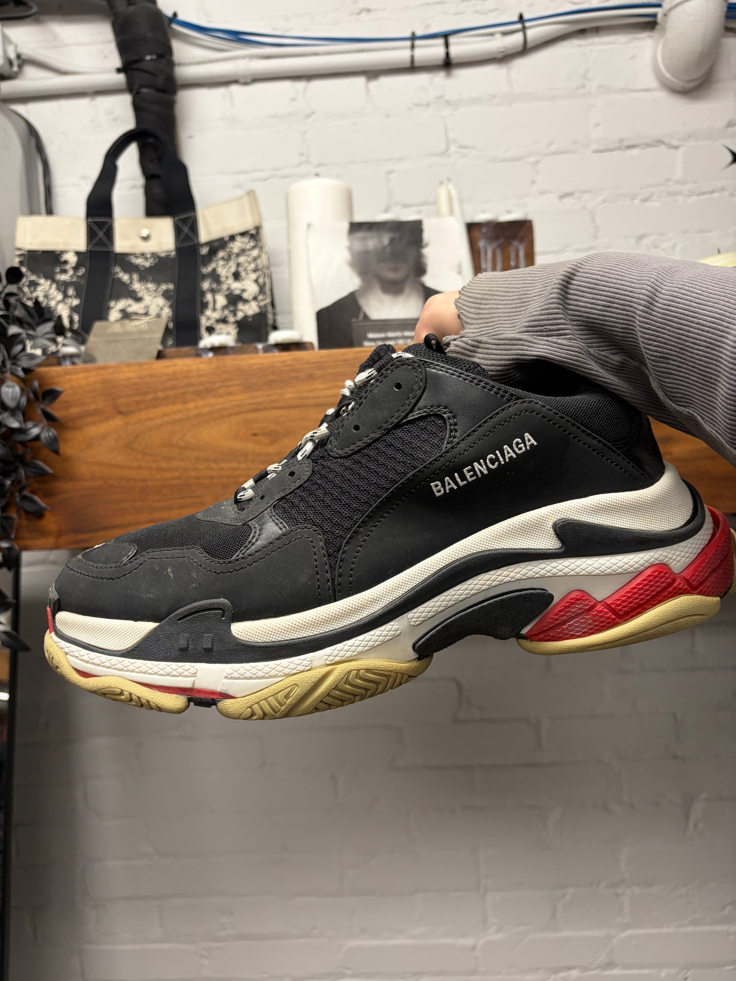 Balenciaga OG Black/Red ‘Triple S’ Oversized Low Top Sneakers