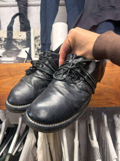 Guidi ‘992’ Black Horse Leather Low Top Derbys