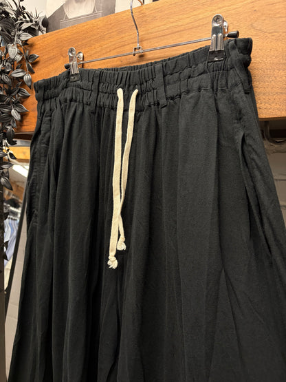 SS2016 Yohji Yamamoto ‘S’yte’ 3/4 Length Cotton Drawstring Shorts