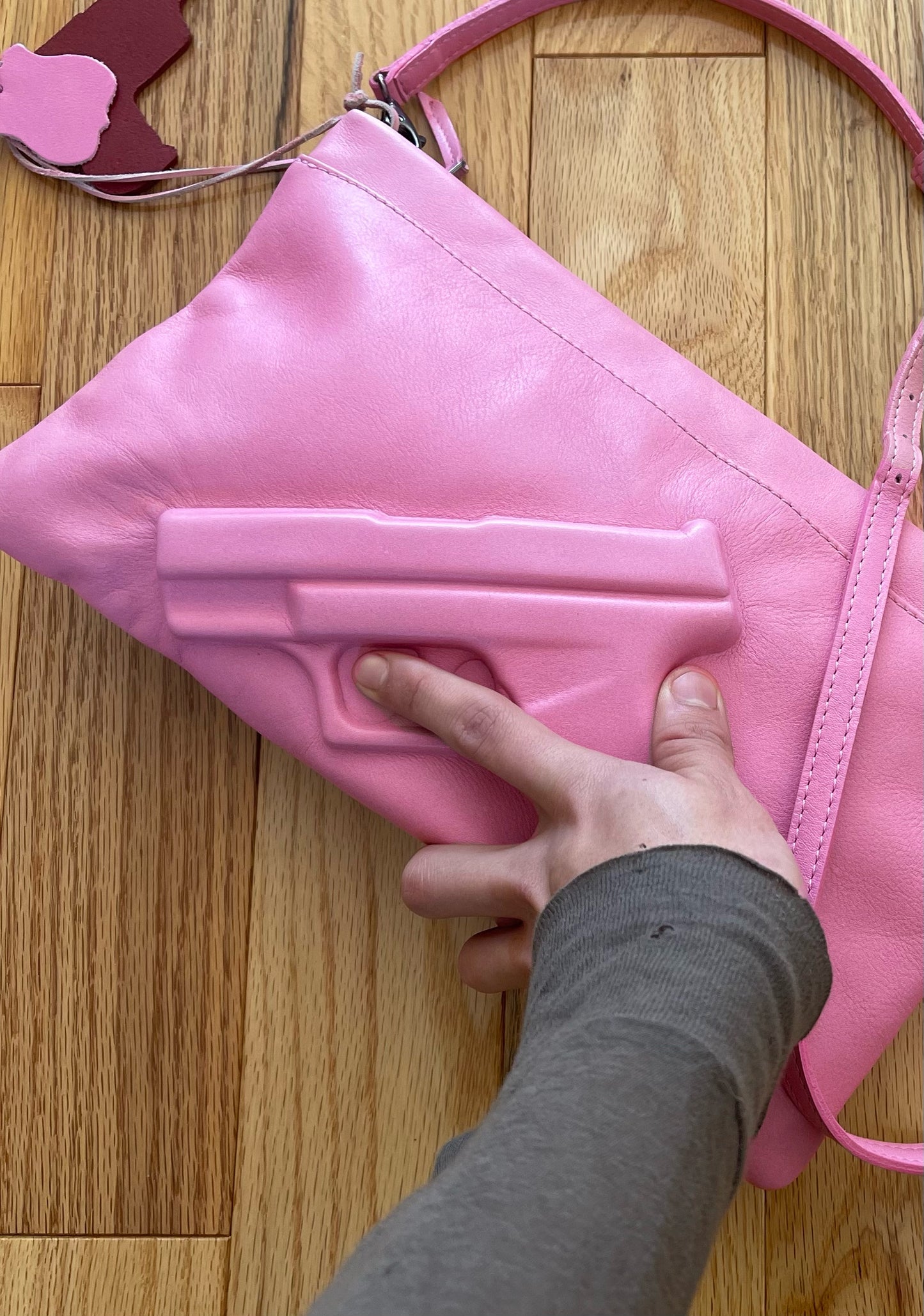 Vlieger & Vandam Pink Leather ‘Gun’ Guardian Angel Crossbody Bag.