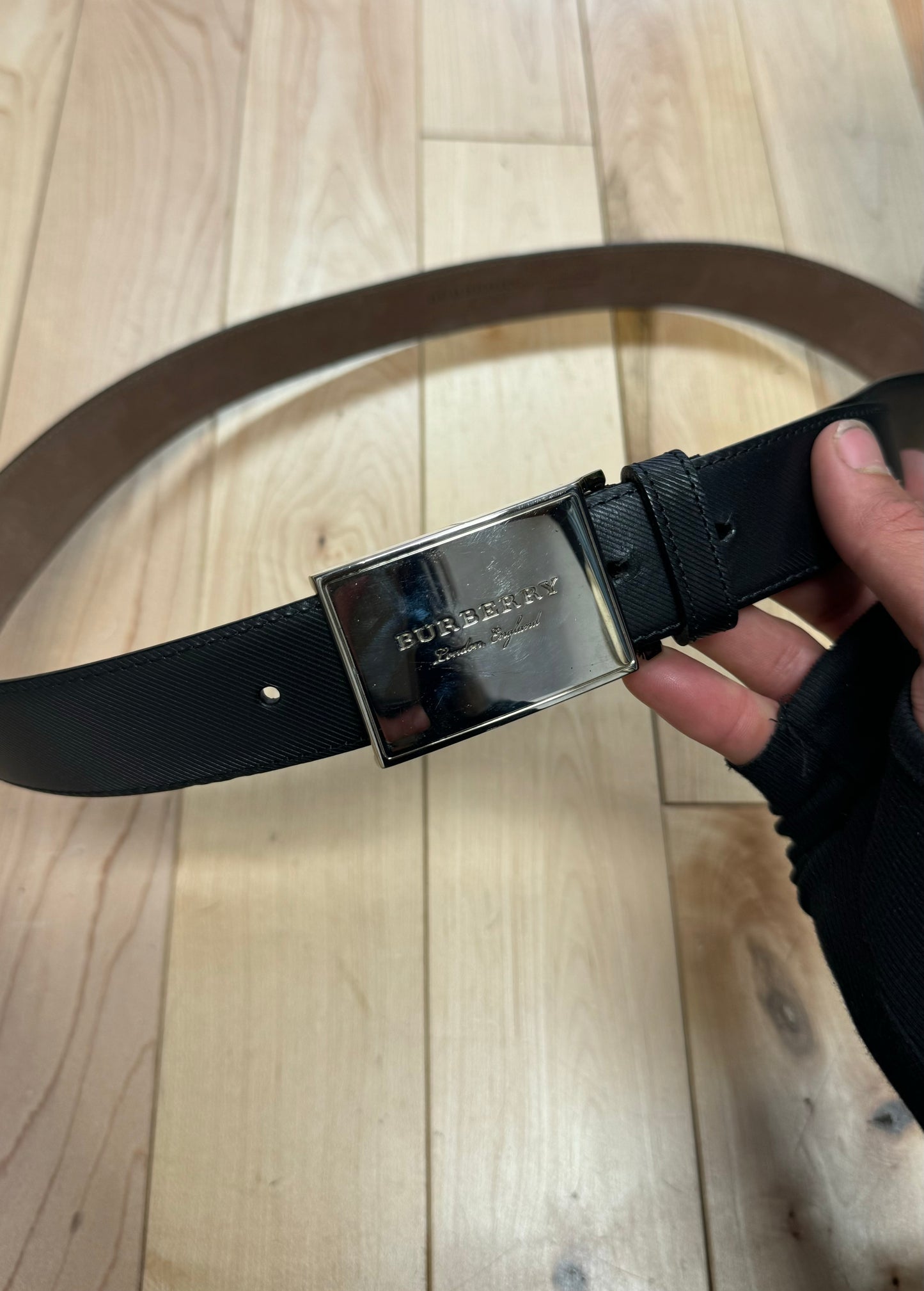 Burberry Black Leather Buckle Logo Belt