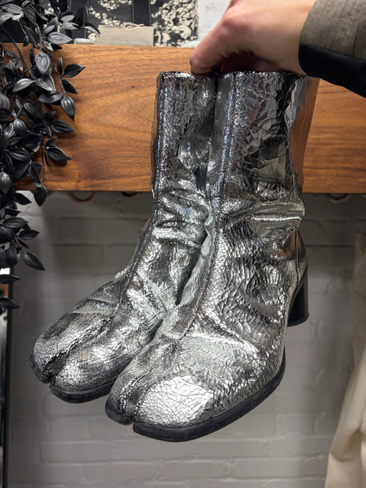 Maison Margiela ‘Tabi’ Split Toe ‘Broken Mirror’ Metallic Leather Boots