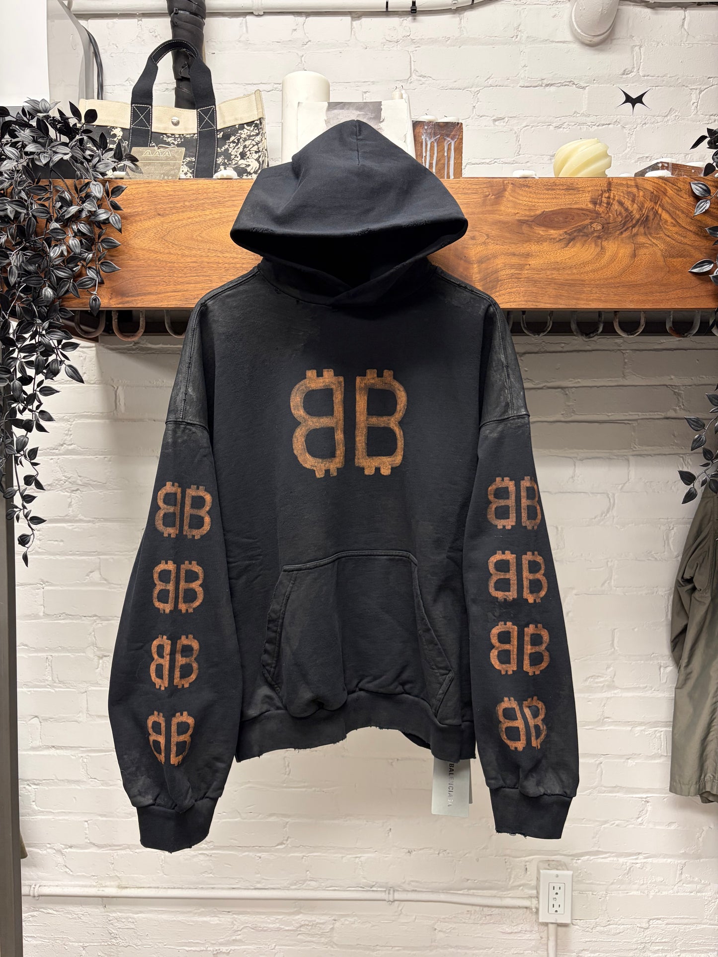 AW2023 Balenciaga ‘Crypto’ Mudshow Logo Distressed Black Pullover Hoodie