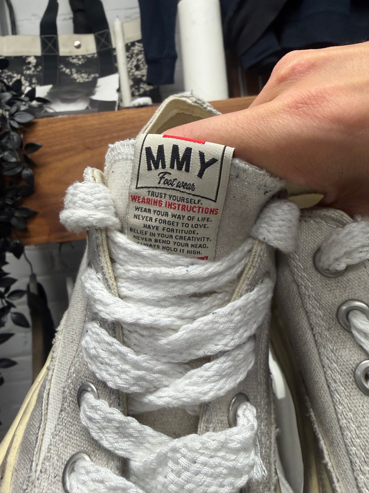 Miharayasuhiro ‘Melted Sole’ Dirty White Low Top Sneakers