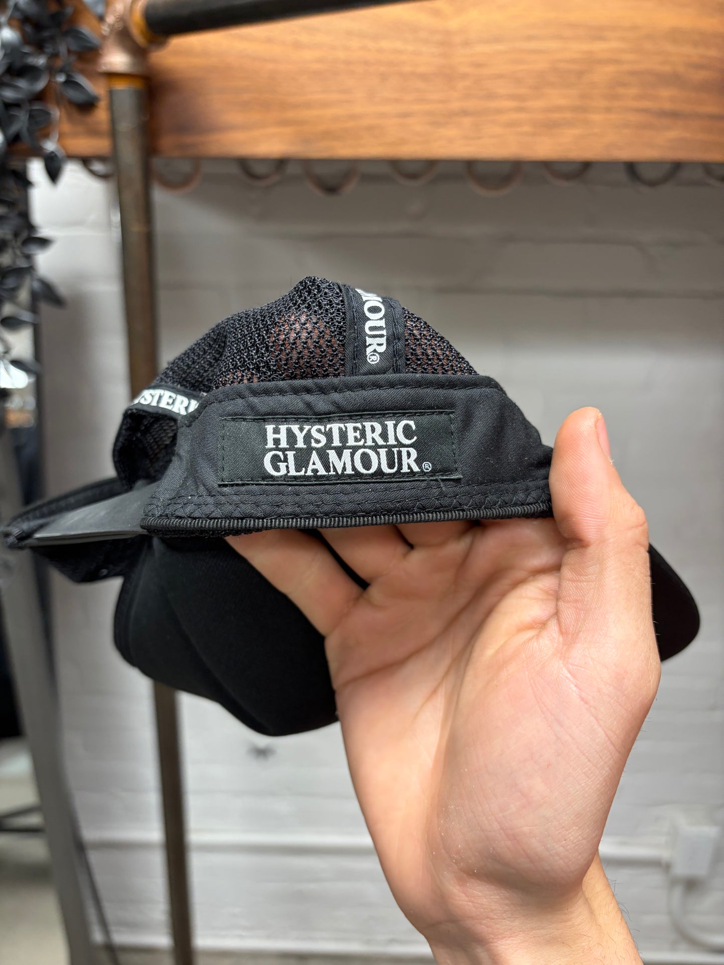 Hysteric Glamour ‘Island Dreams’ Mesh Trucker Hat