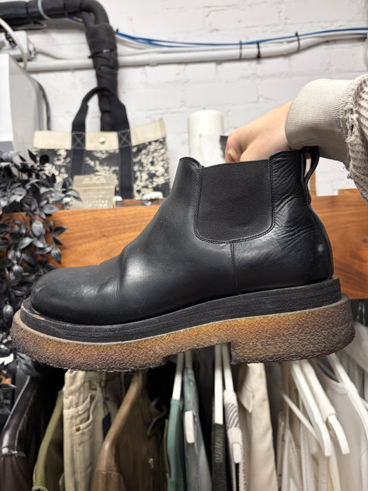 Bottega Veneta Black Calfskin Leather ‘Lug Sole’ Chelsea Boot