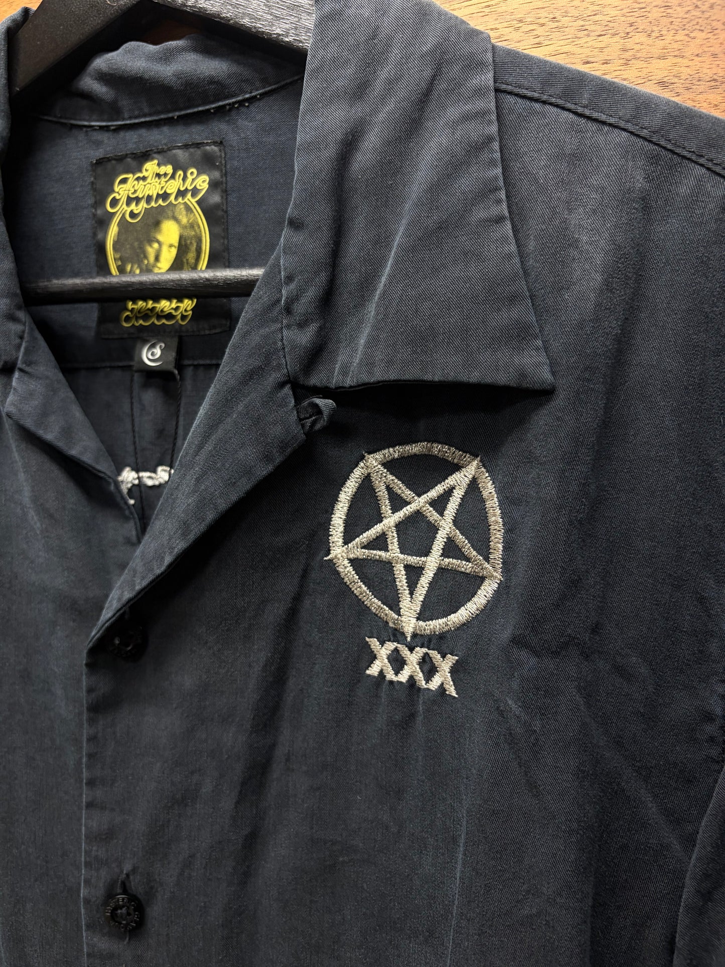 Hysteric Glamour ‘Showgirl’ Embroidered Camp Collar Shirt