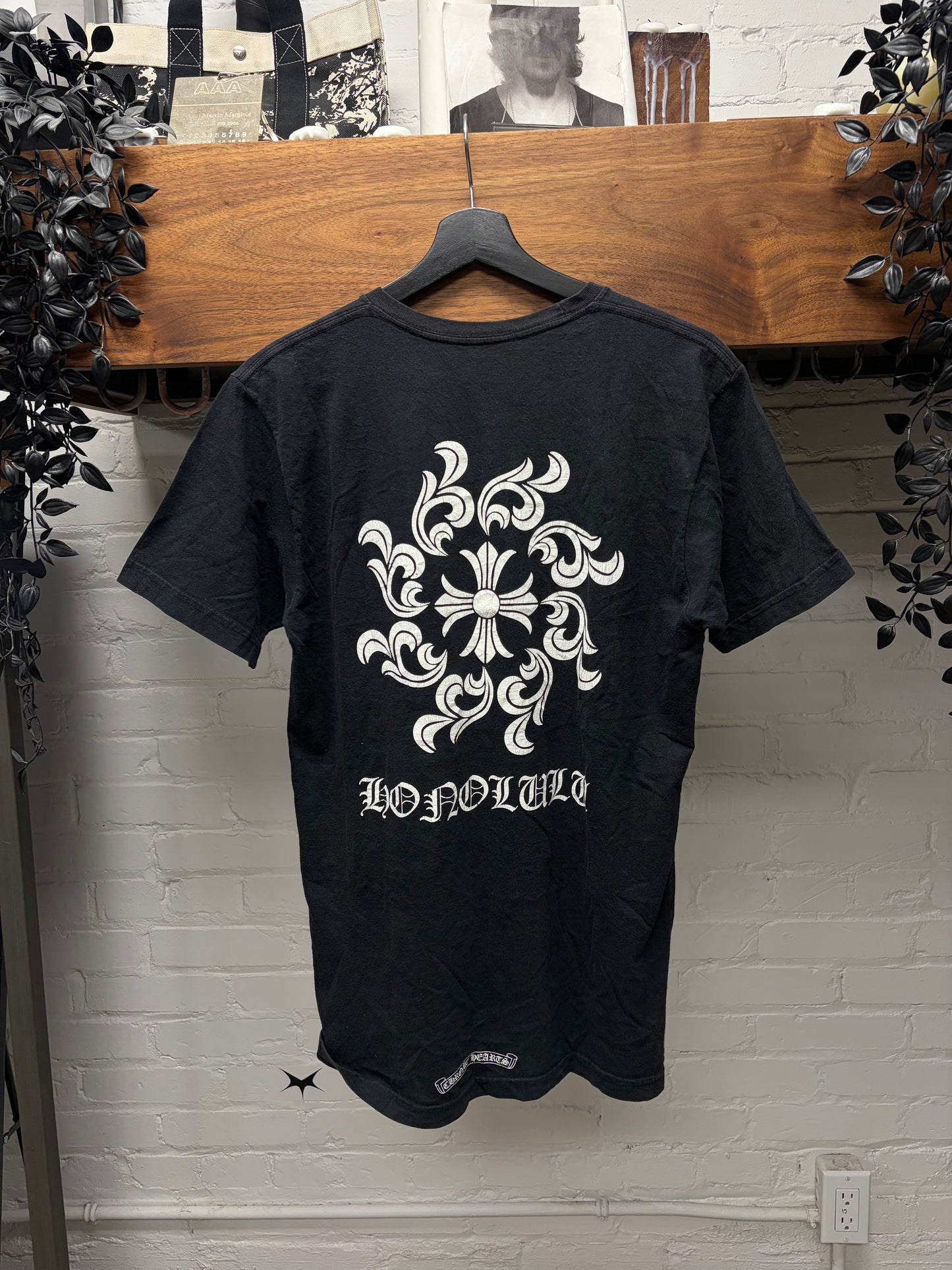 Chrome Hearts ‘Honolulu’ Store Exclusive Black Graphic T-Shirt
