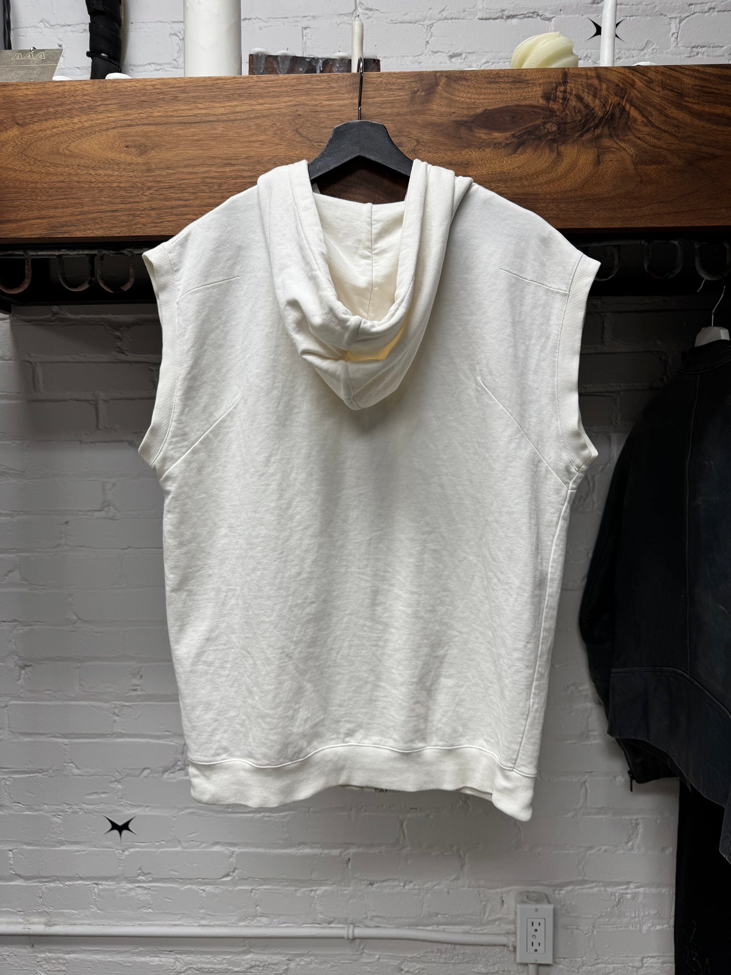 Dior Homme ‘Bee Motif’ White Zip Up Sleeveless Hoodie