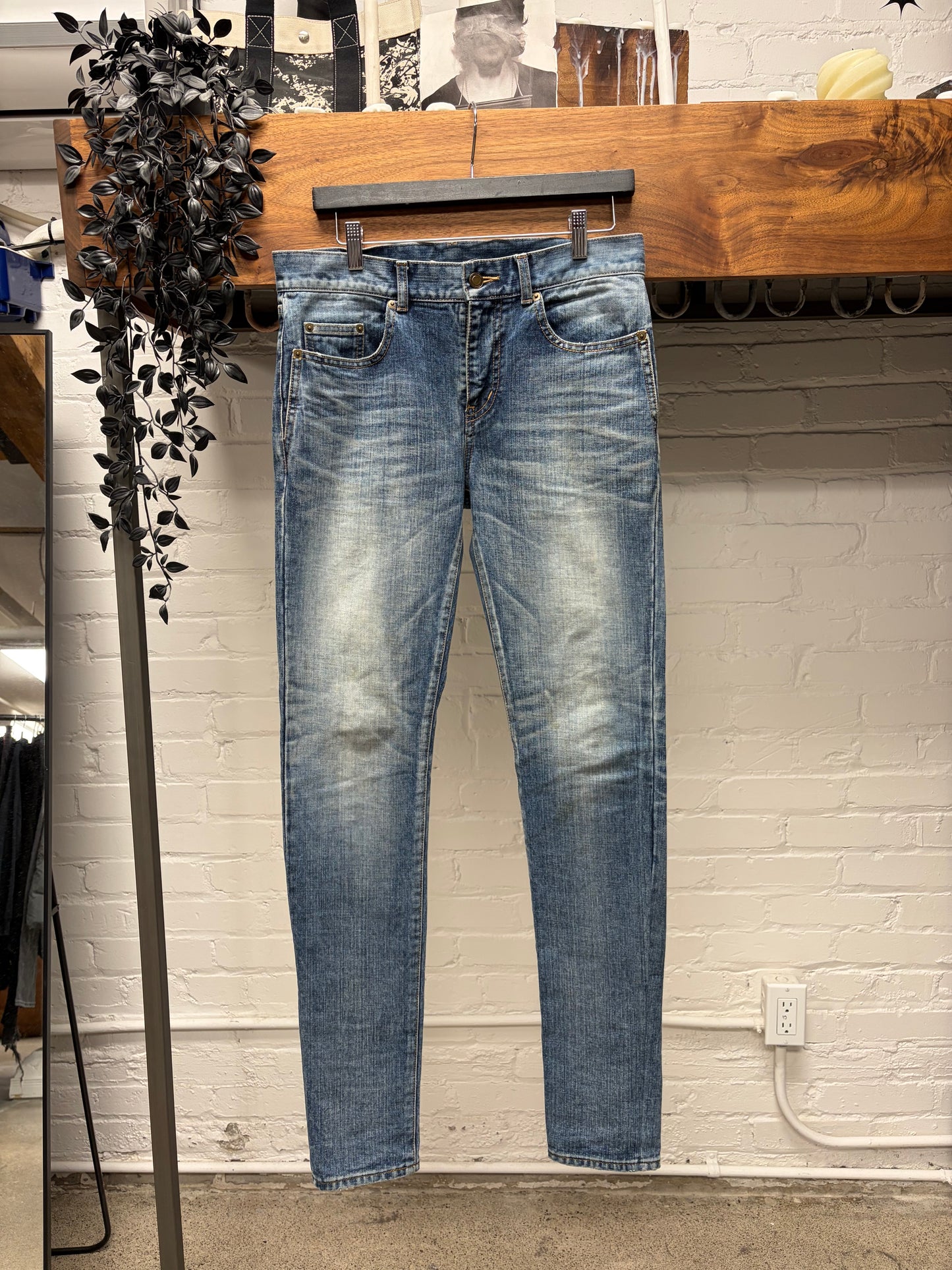 2017 Saint Laurent ‘YSL University’ Patch Blue Skinny Jeans