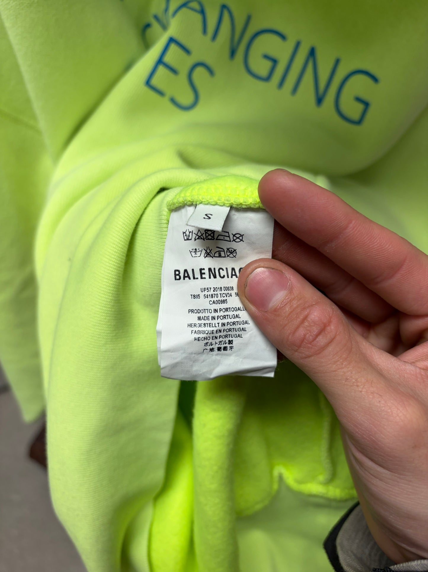 OG 2018 Balenciaga ‘WFD’ World Food Programme’ Neon Pullover Hoodie