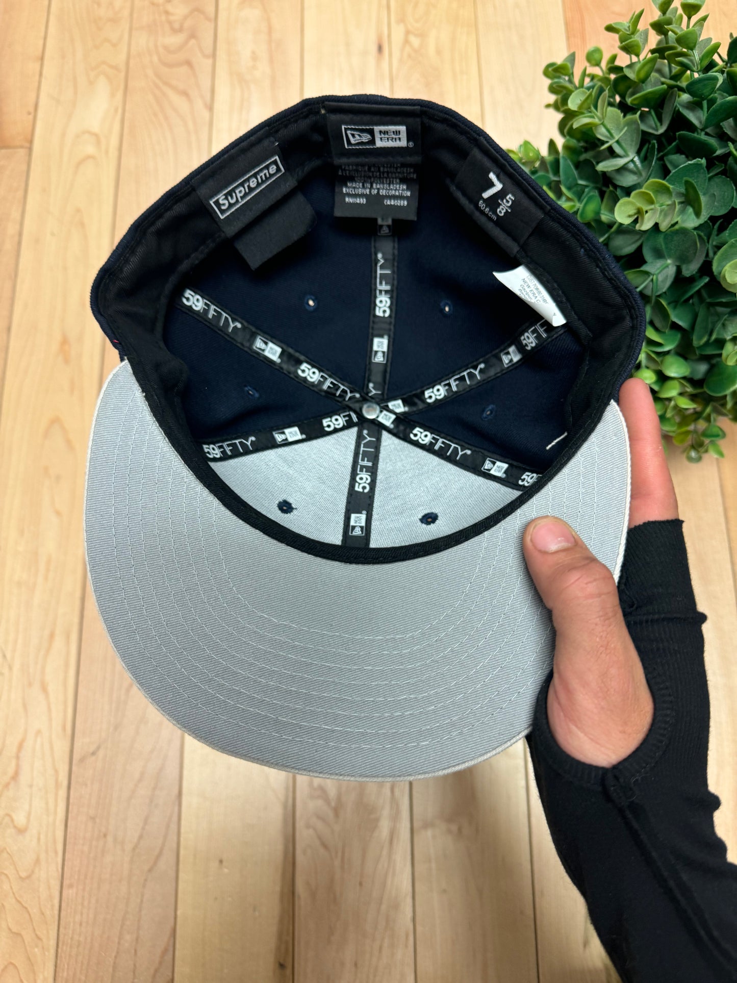 Supreme ‘New York Kings’ Fitted Hat