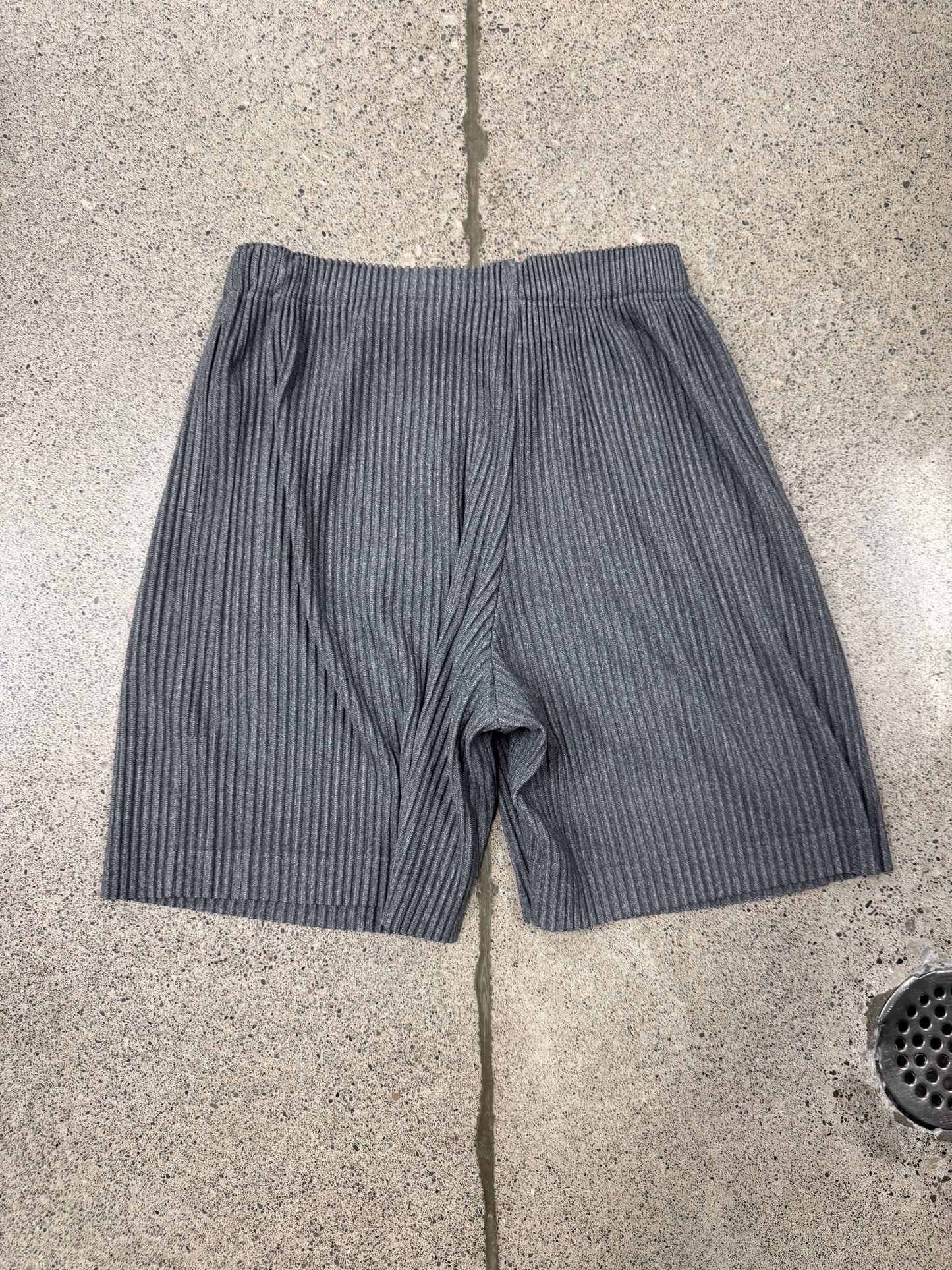 Issey Miyake ‘Homme Plisse’ Wide Leg Shorts