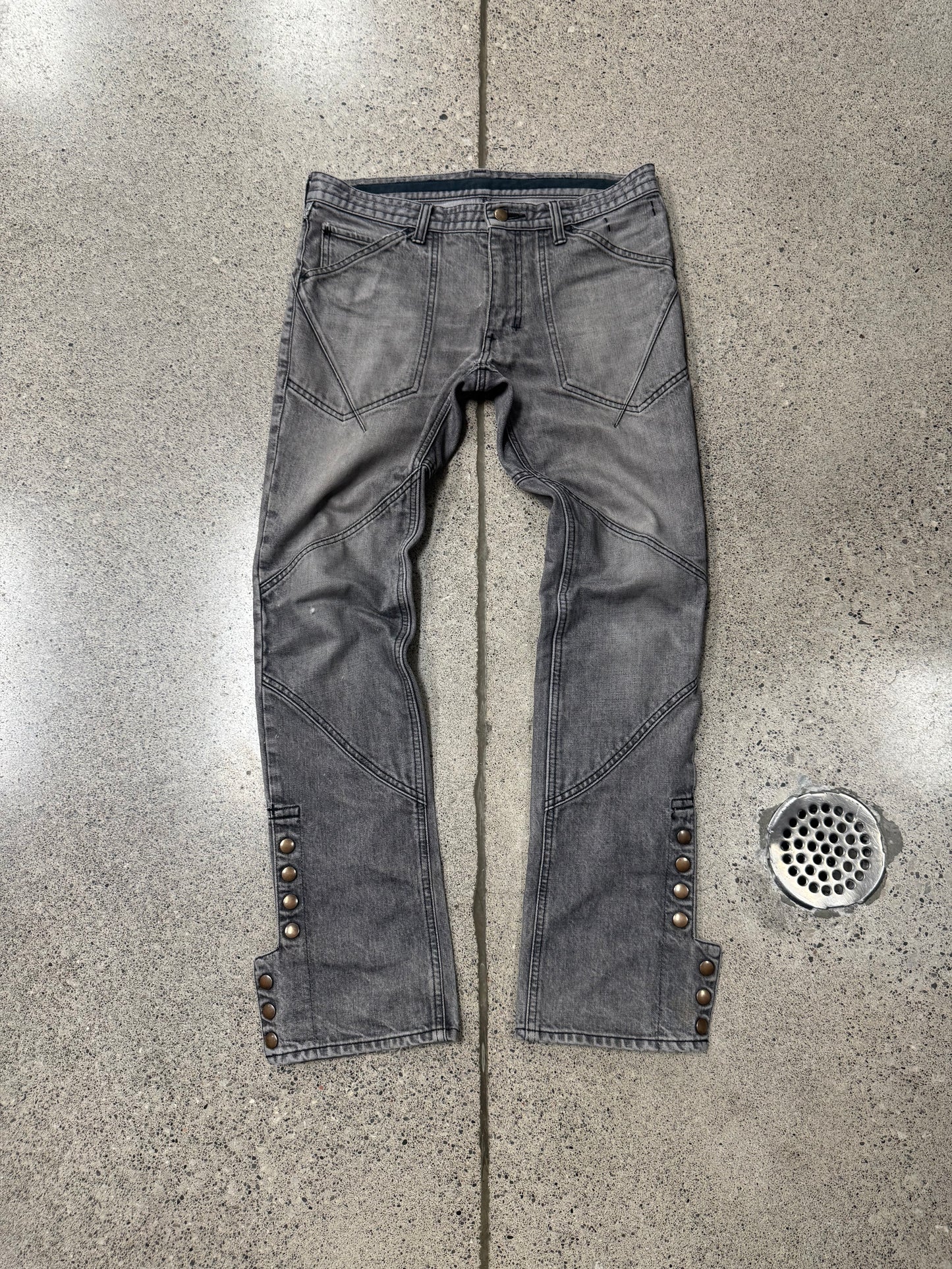 SS2007 Number (N)ine ‘Button Snap’ Grey Darted Flare Denim