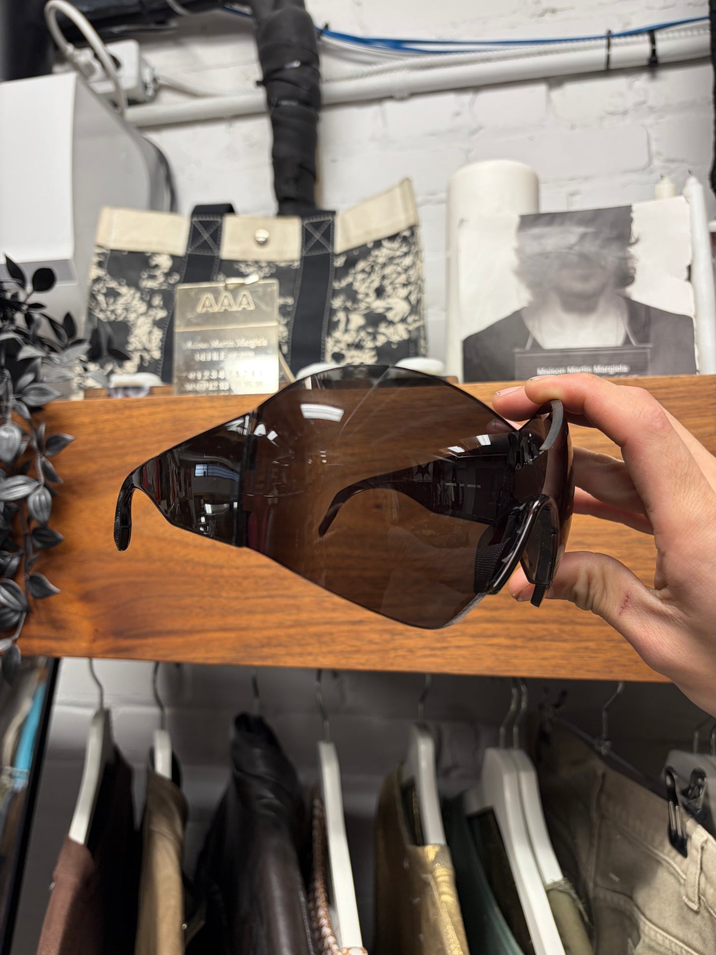 Balenciaga ‘Mask Butterfly 0180S’ Shield Style Rimless Sunglasses