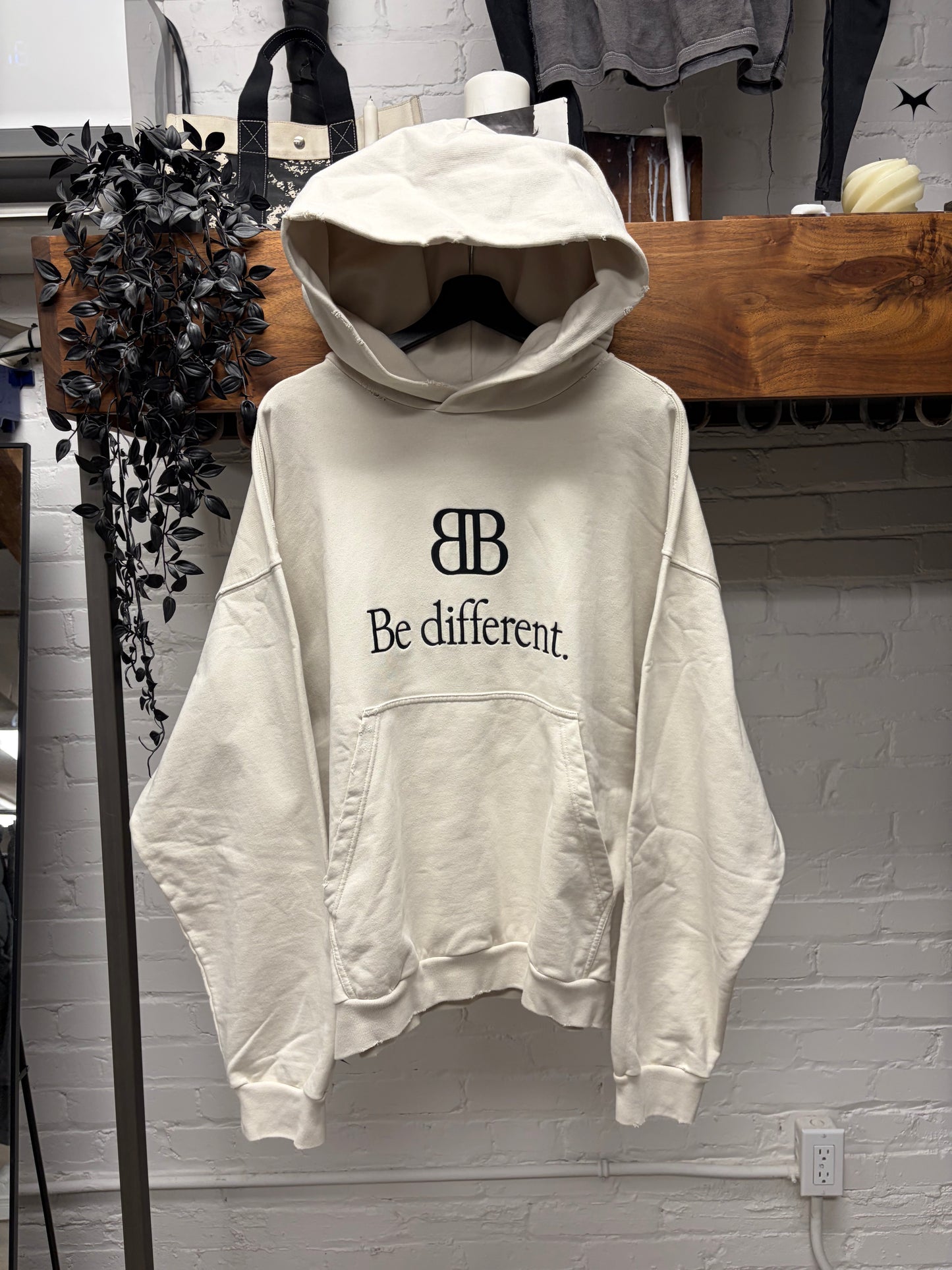 AW2022 Balenciaga ‘Be Different’ Cream/Black Slogan Logo Hoodie