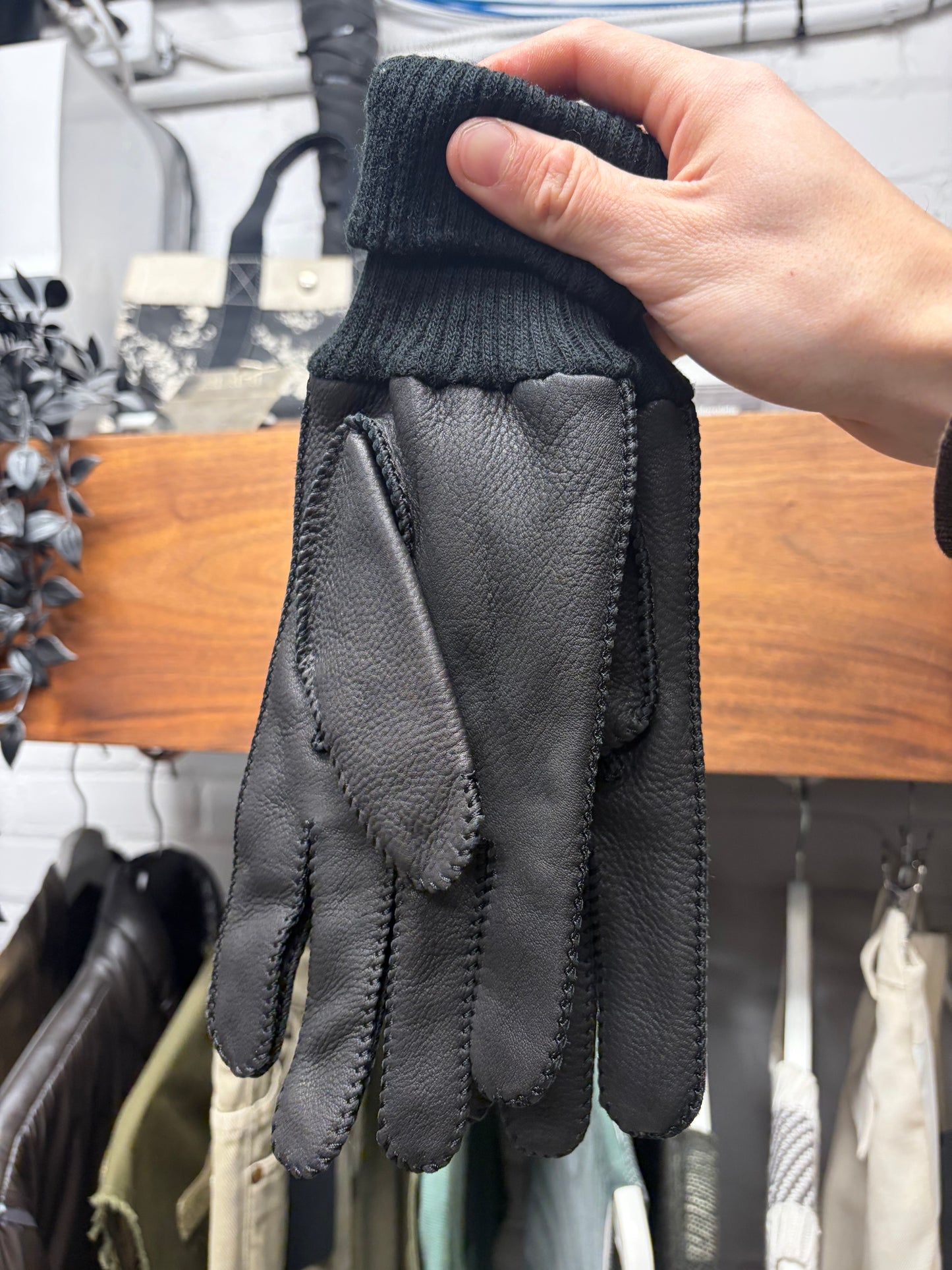 Dior Homme Black ‘Baseball Stitch’ Black Calfskin Leather Gloves with Wool Ribbing