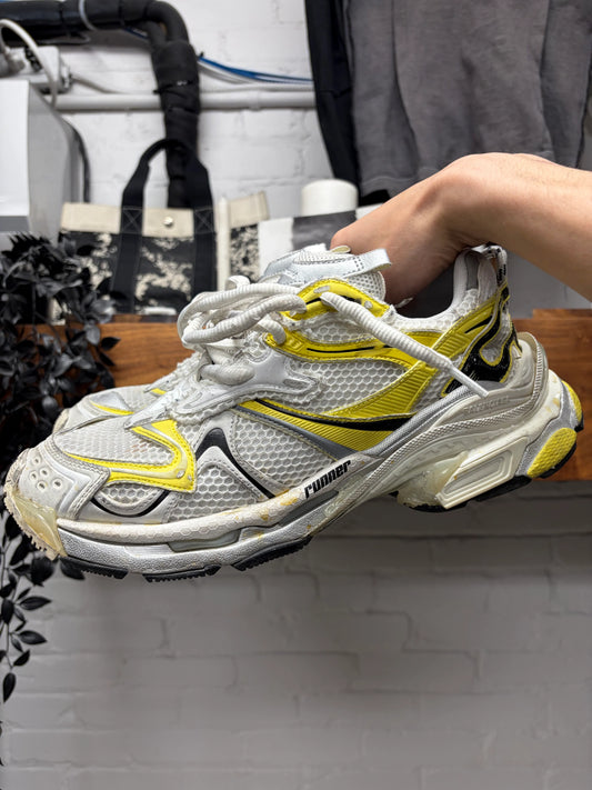 Balenciaga ‘Runner’ White/Yellow Low Top Sneakers
